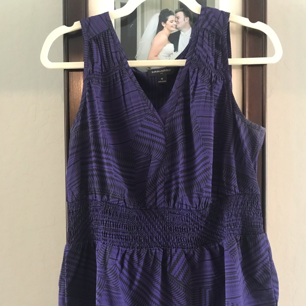 Banana republic sleeveless shirt